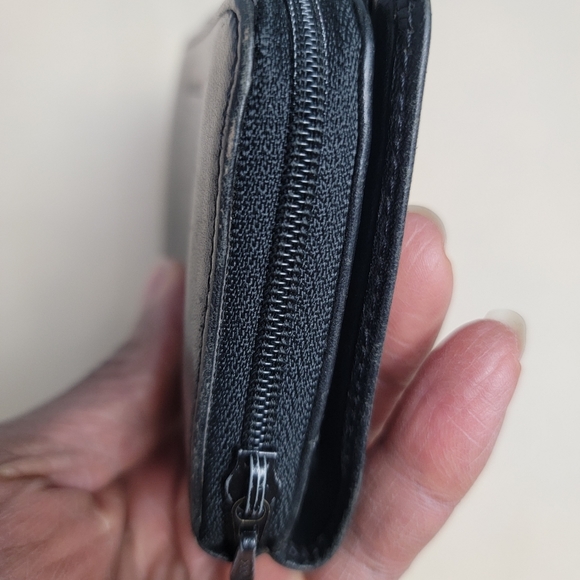 Vintage GH Bass Black Bi-Fold Full Grain Leather Wallet - Picture 3 of 14